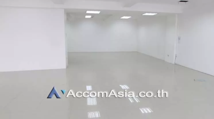 5  Studio Office Space For Rent in Sukhumvit ,Bangkok BTS Phra khanong at Park Avenue AA17394